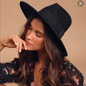 Black felt Brixton hat